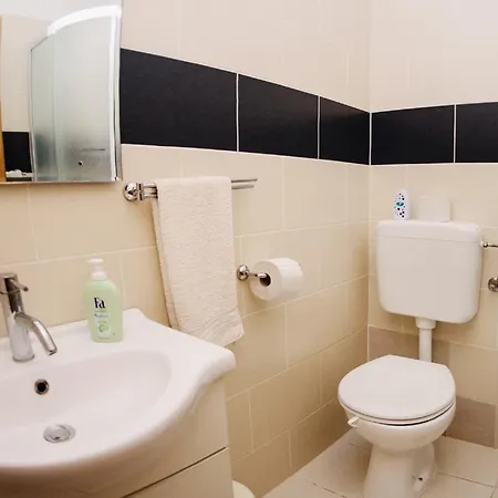 Apartments Slava Petricevic Podstrana Room photo