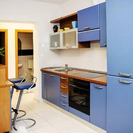 Apartments Slava Petricevic Podstrana Room photo